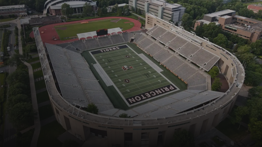 Track Resurfacing in Florida: Surfaces, Lifespan and Timing